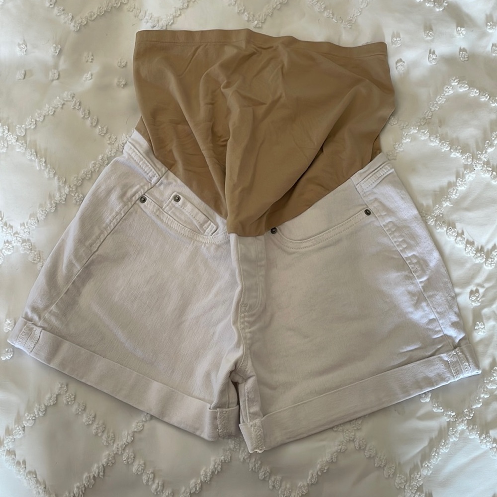 Levi White Denim Maternity Shorts - Medium